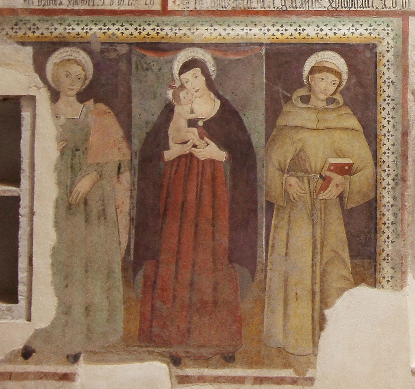 Gli affreschi restaurati