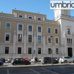 Nuove imprese Umbria Giù Perugia, sale Terni