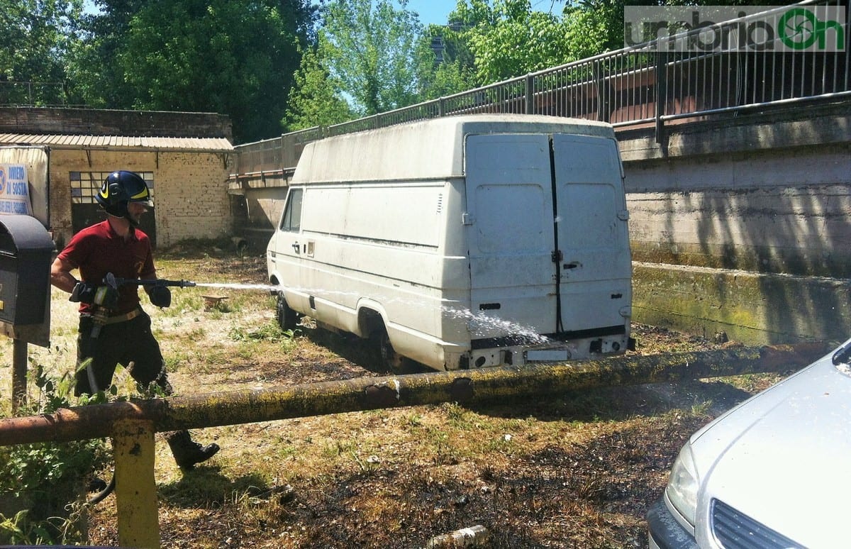 I vigili del fuoco sul posto