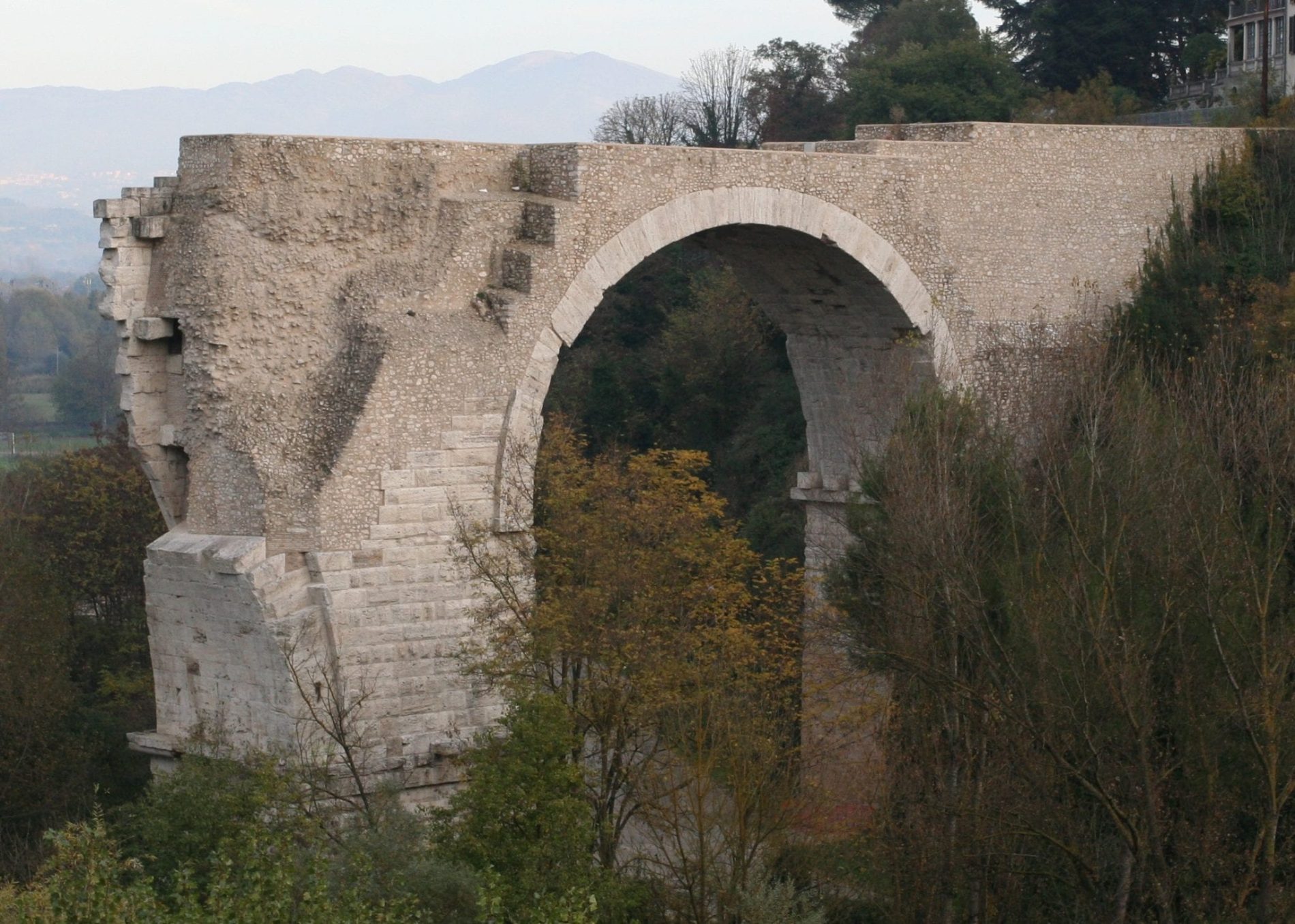 Il ponte d'Augusto