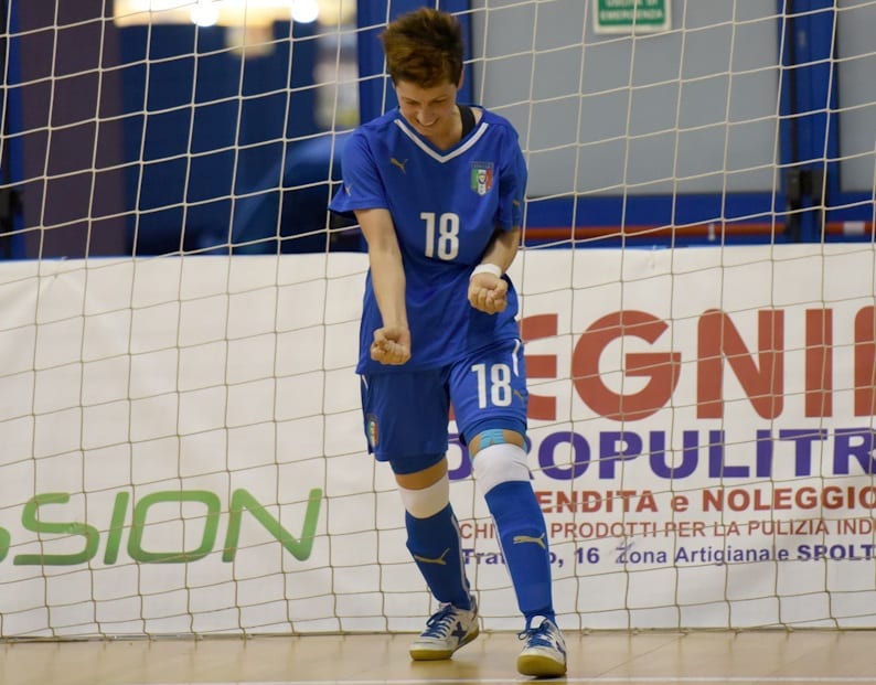 Neka esulta dopo il gol contro l'Ungheria