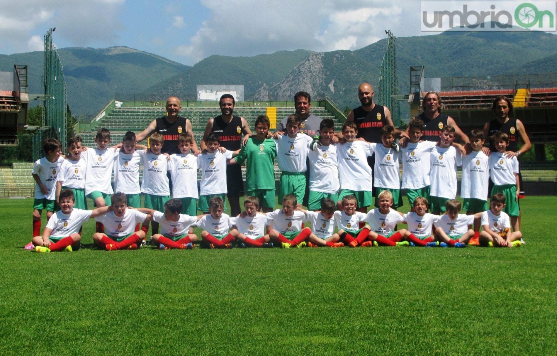 I bambini dei ‘Fere Summer Camp’ con i tecnici