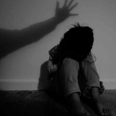 Abusi sulla figlia, mamma di Baschi condannata a 6 anni