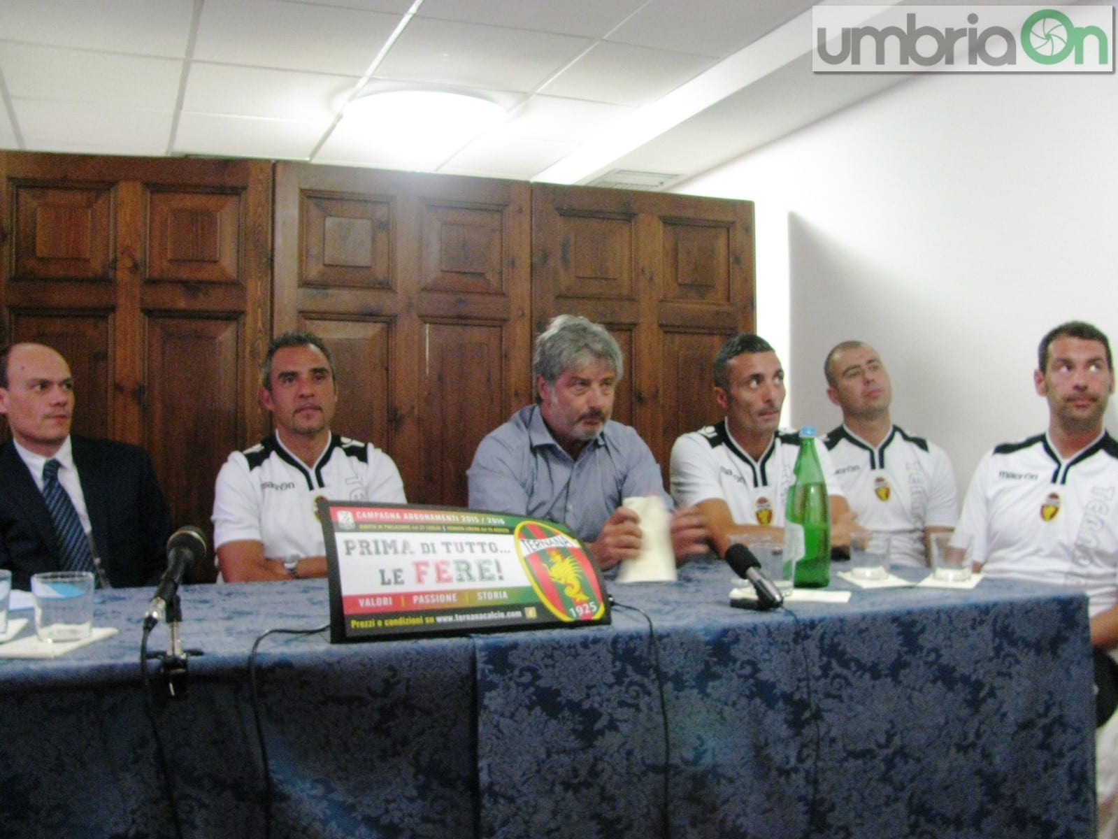 Toscano e lo staff con Dominicis e Cozzella