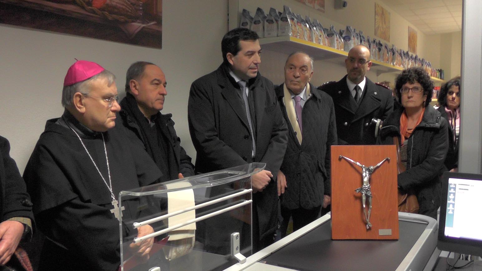 Terni, Caritas: piena solidarietà all’Emporio