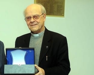 Umbria in lutto: muore don Elio Bromuri