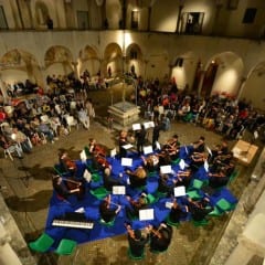 Chiostri e chiese dell’Amerino, scenari per la musica di classe