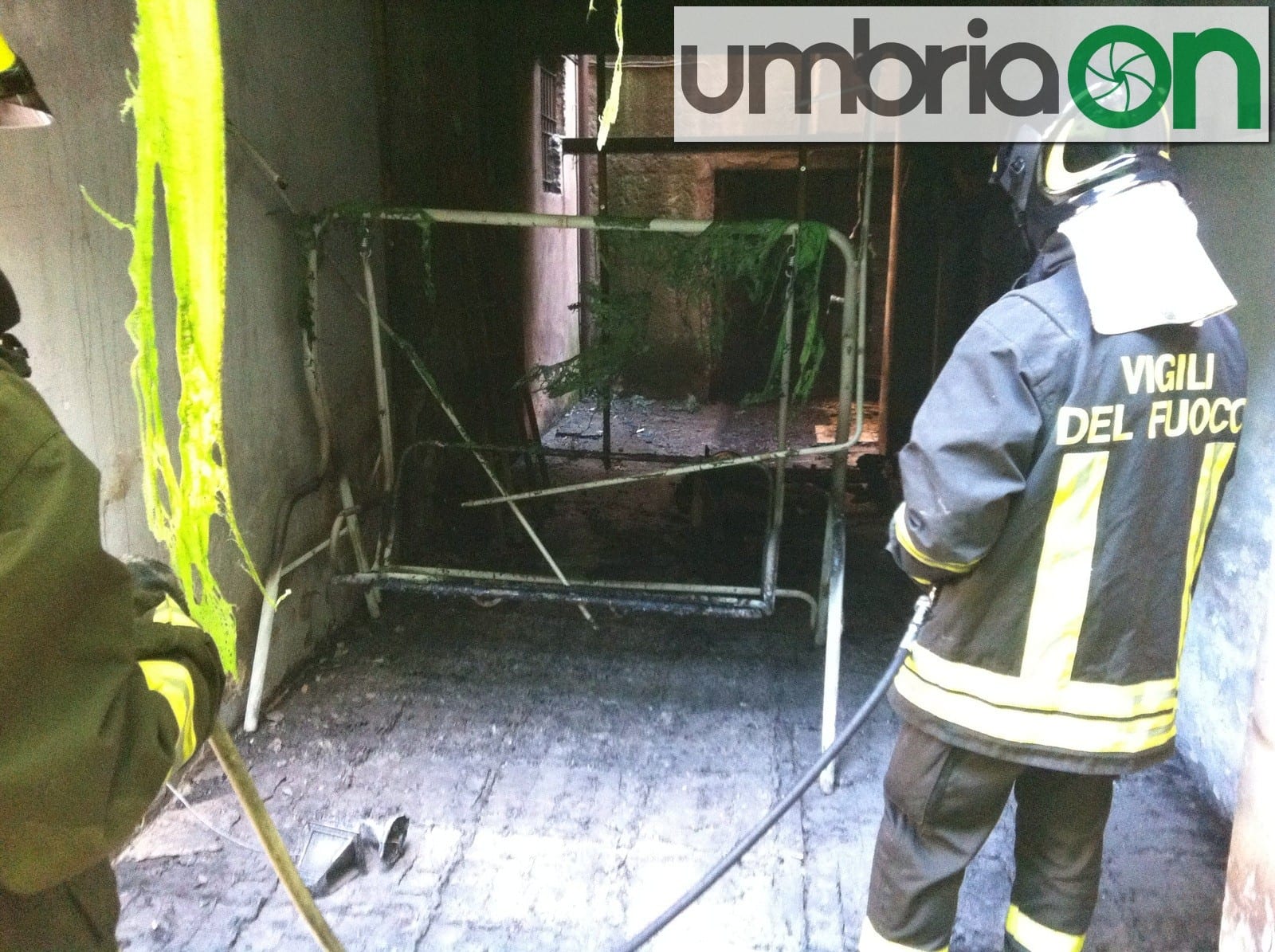 I vigili del fuoco al lavoro