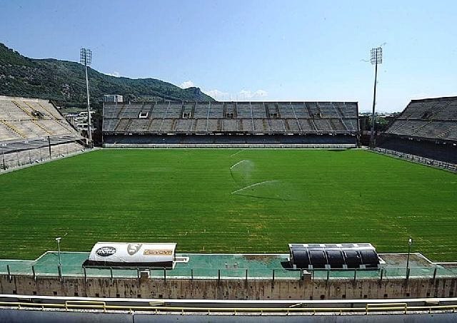 Lo stadio ‘Arechi’ (foto Comune di Salerno)
