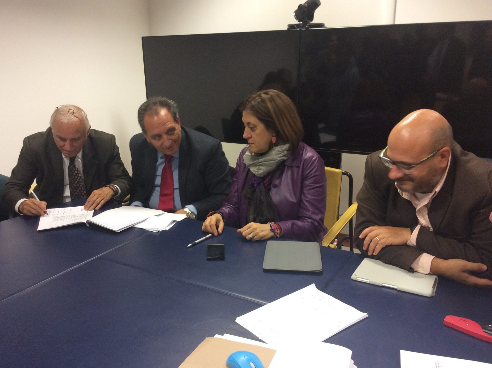 La firma dell'accordo
