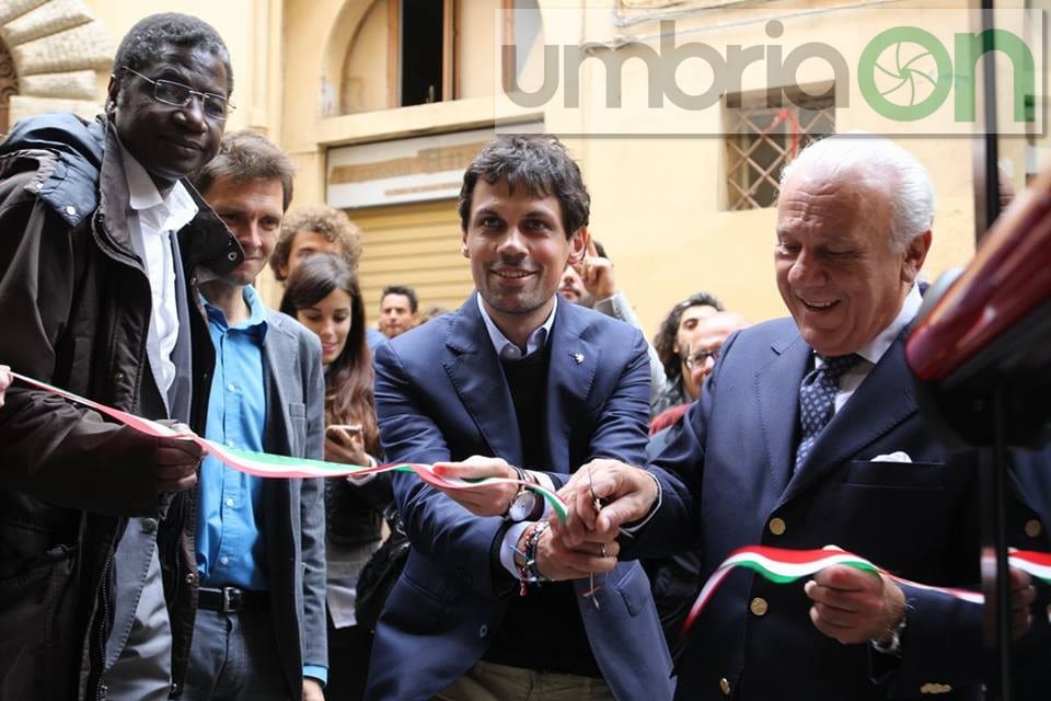 Il taglio del nastro