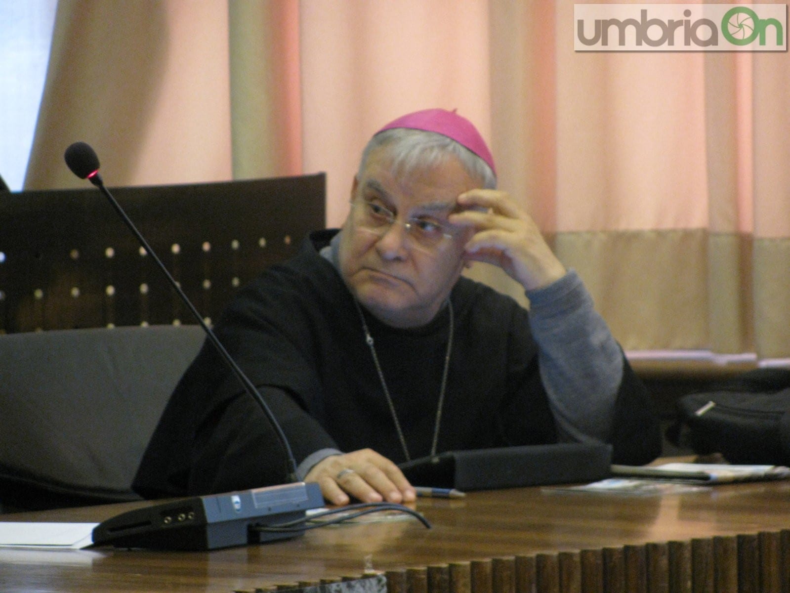 Terni: «Vuole il Santo? Venga a prenderselo»