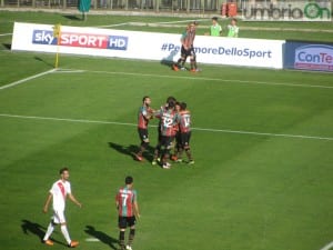 L'esultanza di Avenatti: primo gol in B dal maggio scorso