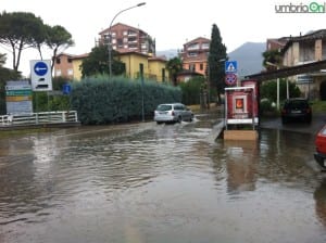 Terni borgo rivo allagata pioggia maltempo (2)