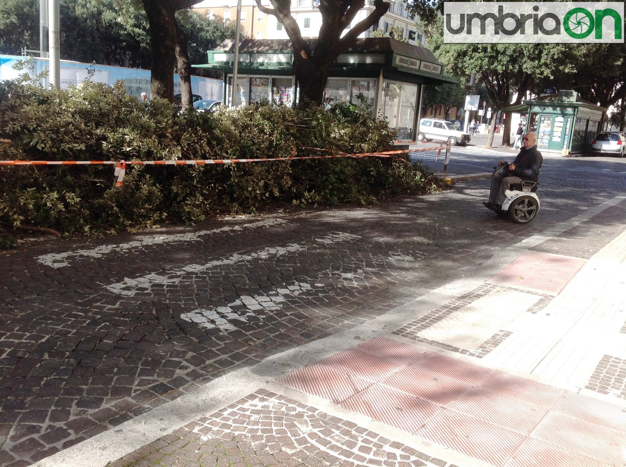 L'attraversamento pedonale con percorso tattile