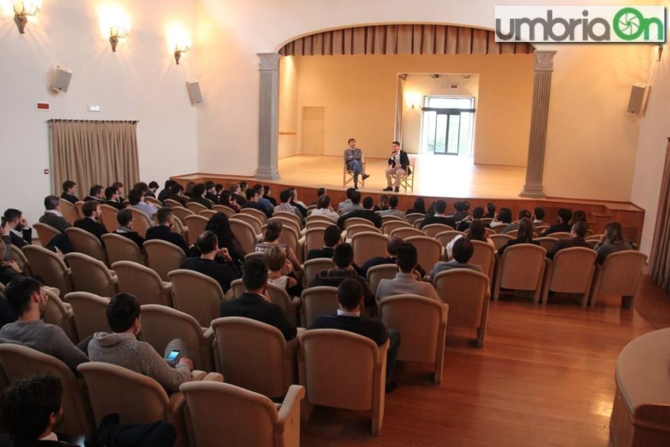Anci Umbria e giovani: «Attenti al bello»