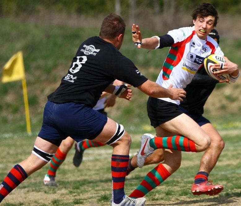 Un'azione del Terni Rugby (foto Bravini, tuttorugby)