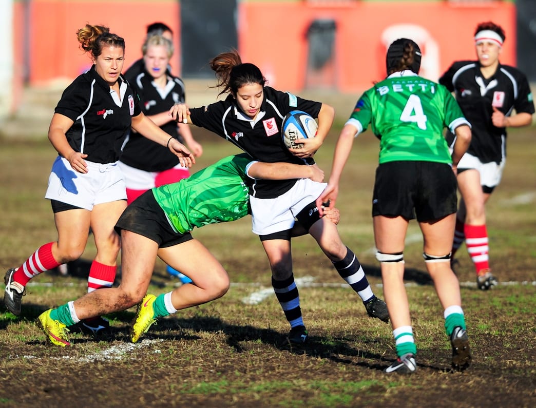 Una fase del derby d'andata (foto Pierangeli)