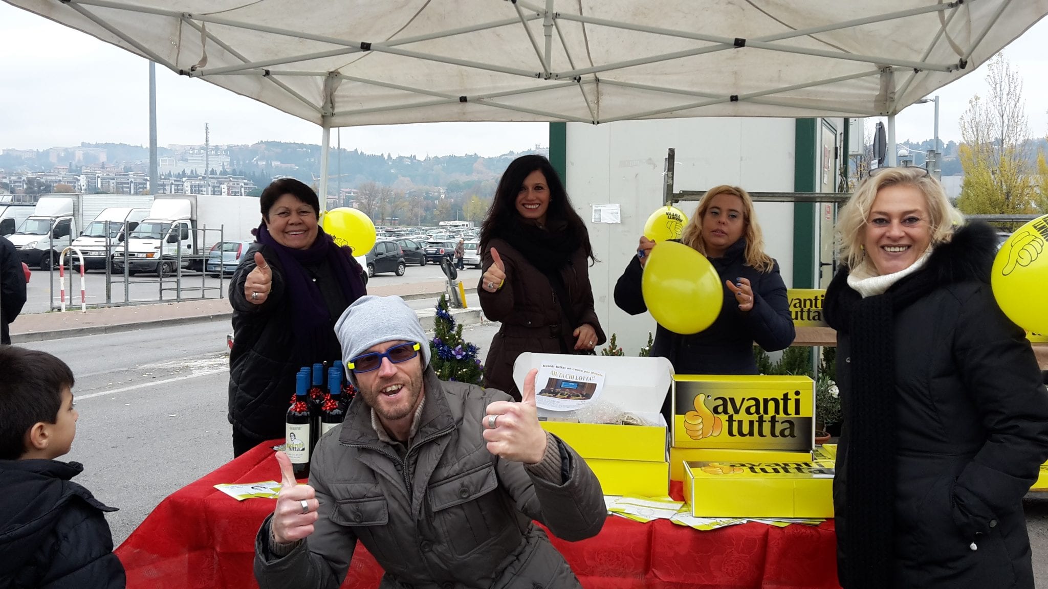 Lo stand di 'Avanti tutta'