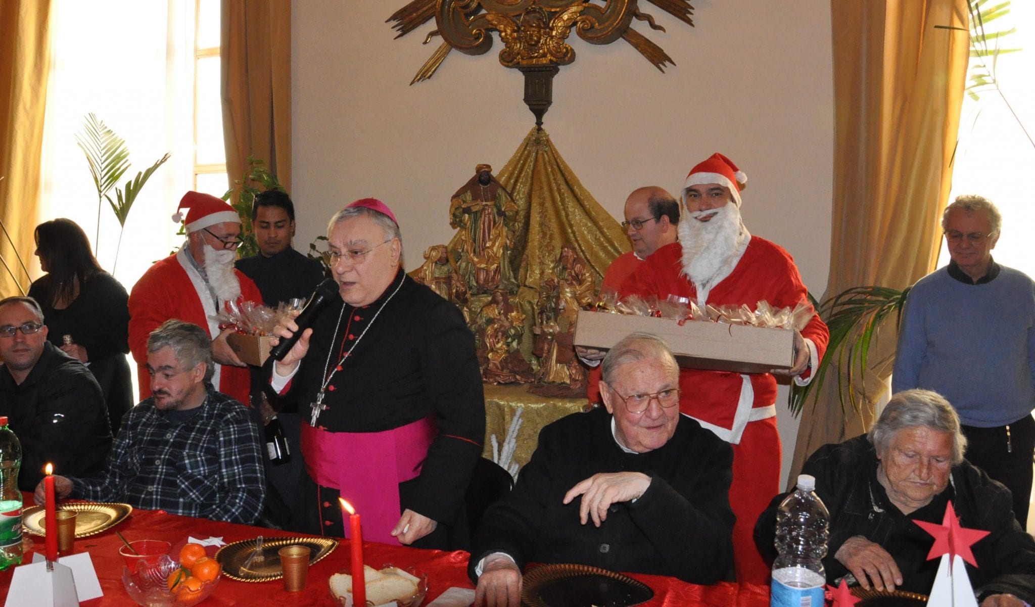 Il vescovo e gli ospiti
