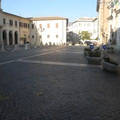 Terni, piazza Duomo interdetta alle auto