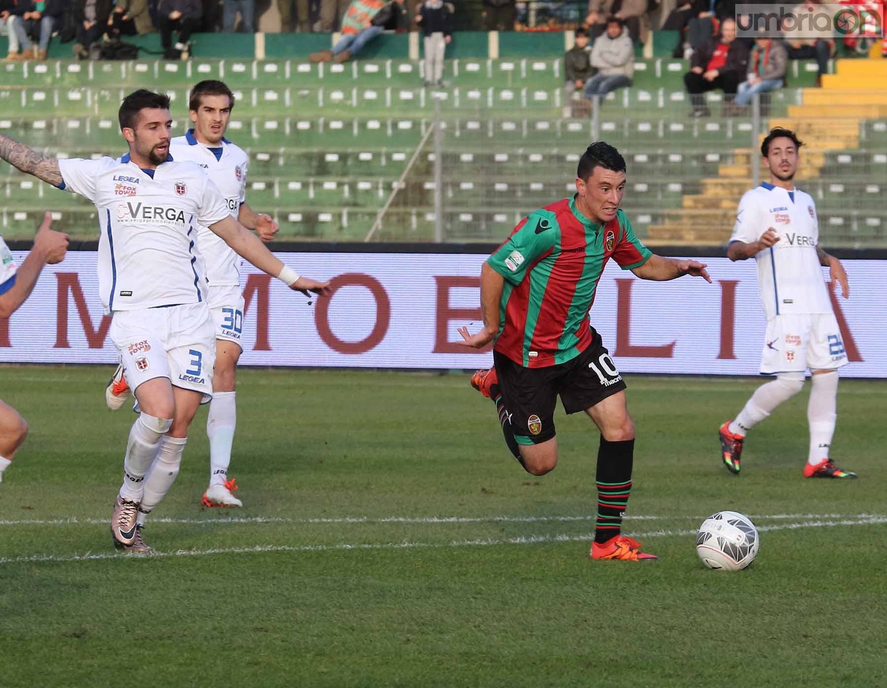 Falletti verso il gol (Foto A.Mirimao)