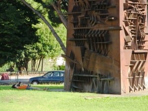 Terni obelisco lancia di luce arnaldo pomodoro (3)