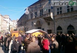 evacuazione Perugia tribunale