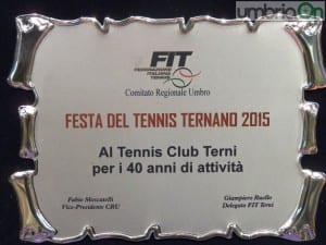 Il premio al Tennis Club Terni per i 40 anni d'attività