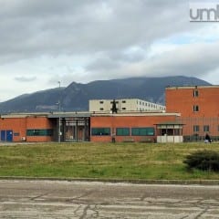 Carcere di Terni, poliziotto aggredito