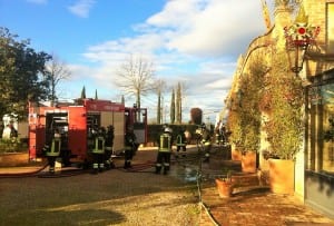Incendio tetto agriturismo 'Corte del Sole' di Castiglione del Lago - 3 gennaio 2016 (2)