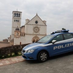 Assisi, ubriaco fradicio ‘invade’ il convento