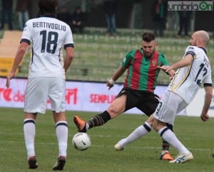 Enrico Zampa: possibile maglia da titolare a Bari