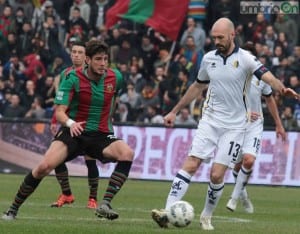 Avenatti in azione contro il Modena