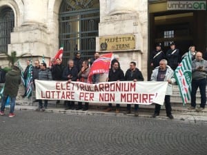 I lavoratori in Prefettura