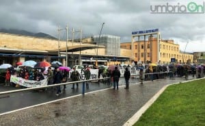 No Inceneritori Terni, corteo manifestazione pioggia - 14 febbraio 2016 (12)