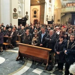 Terni, San Valentino: basilica affollata