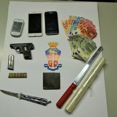 Armi e droga nel bazar: arrestati i titolari