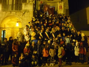 foto gruppo su scale comune