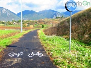 L'ingresso della pista ciclabile da strada di Casanova