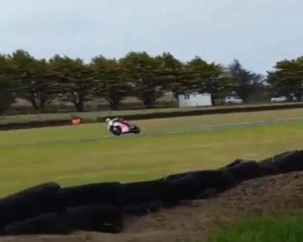 MotoGp, la caduta di Petrucci in Australia