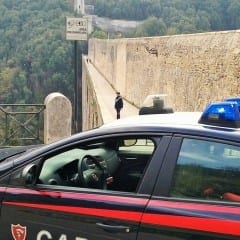 Minaccia il suicidio: salvato dai carabinieri