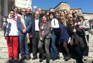 delegazione Norcia con Fiaccola
