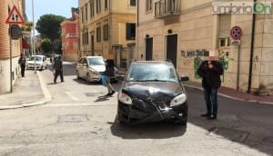 Incidente via della Vittoria Terni, un ferito - 17 aprile 2016 (1)