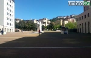 Piazza del Bacio, nei pressi della stazione