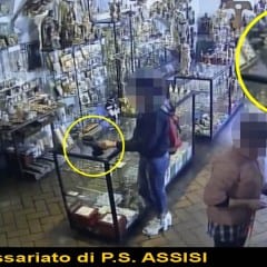 Assisi, ‘evade’ e va a rubare: arrestata