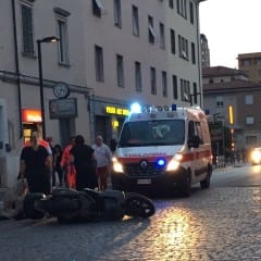 Terni, scooter a terra: ferito in ospedale