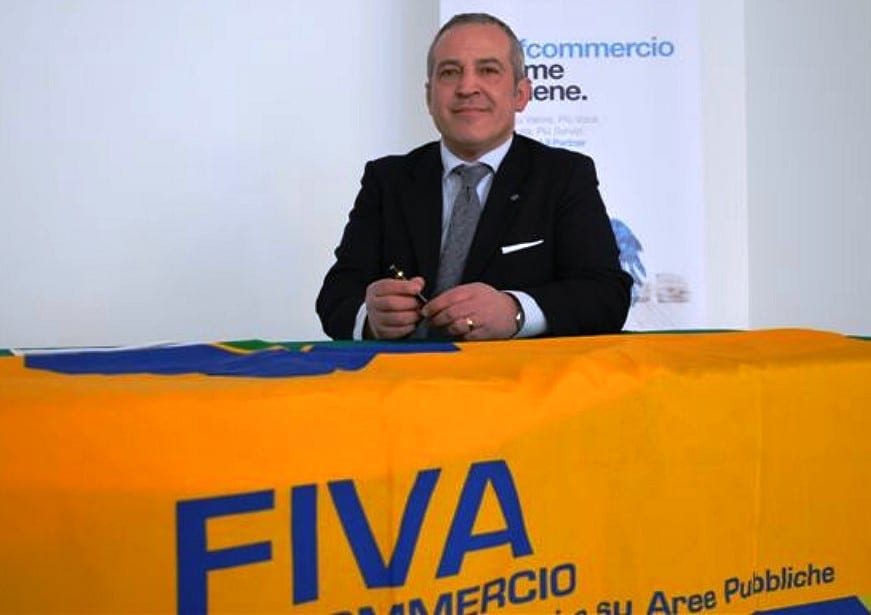 Perugia, gli ambulanti ‘sfidano’ il Grifo