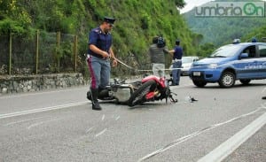 Motociclista di Terni muore lungo la Flaminia, Molinaccio di Spoleto - 9 giugno 2016 (foto Mirimao) (13)