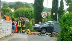 Uomo investito municipale e vigili del fuoco Terni - 16 giugno 2016 (1)